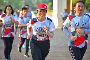 BIB: 7664, 7931
                            <button type="button" onclick="openModal(6505975)" class="btn btn-primary btn-sm float-right btn-popup" data-toggle="modal" data-target=".modal-high-quality">
                        <i class="fas fa-shopping-cart"></i> Add to Cart
                    </button>
                                            <button type="button" onclick="isThisMe(6505975, true)" class="btn btn-success btn-sm float-right btn-popup btn-isme hidden" data-toggle="tooltip" data-placement="bottom" title="นี่คือรูปของคุณใช่ไหม คลิกที่นี่เพื่อเอาเข้าอัลบั้ม">
                        <i class="fas fa-plus"></i> Add to album
                    </button>
                    <button type="button" onclick="isThisMe(6505975, false)" class="btn btn-warning btn-sm float-right btn-popup btn-isnotme hidden">
                        <i class="fas fa-ban"></i> Remove from album
                    </button>