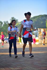 BIB: 6029, 6002
                            <button type="button" onclick="openModal(6509682)" class="btn btn-primary btn-sm float-right btn-popup" data-toggle="modal" data-target=".modal-high-quality">
                        <i class="fas fa-shopping-cart"></i> Add to Cart
                    </button>
                                            <button type="button" onclick="isThisMe(6509682, true)" class="btn btn-success btn-sm float-right btn-popup btn-isme hidden" data-toggle="tooltip" data-placement="bottom" title="นี่คือรูปของคุณใช่ไหม คลิกที่นี่เพื่อเอาเข้าอัลบั้ม">
                        <i class="fas fa-plus"></i> Add to album
                    </button>
                    <button type="button" onclick="isThisMe(6509682, false)" class="btn btn-warning btn-sm float-right btn-popup btn-isnotme hidden">
                        <i class="fas fa-ban"></i> Remove from album
                    </button>