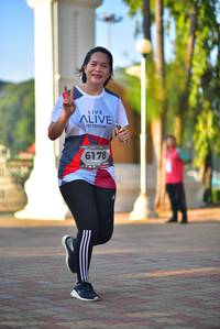 BIB: 6178
                            <button type="button" onclick="openModal(6508908)" class="btn btn-primary btn-sm float-right btn-popup" data-toggle="modal" data-target=".modal-high-quality">
                        <i class="fas fa-shopping-cart"></i> Add to Cart
                    </button>
                                            <button type="button" onclick="isThisMe(6508908, true)" class="btn btn-success btn-sm float-right btn-popup btn-isme hidden" data-toggle="tooltip" data-placement="bottom" title="นี่คือรูปของคุณใช่ไหม คลิกที่นี่เพื่อเอาเข้าอัลบั้ม">
                        <i class="fas fa-plus"></i> Add to album
                    </button>
                    <button type="button" onclick="isThisMe(6508908, false)" class="btn btn-warning btn-sm float-right btn-popup btn-isnotme hidden">
                        <i class="fas fa-ban"></i> Remove from album
                    </button>