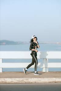 BIB: 
                            <button type="button" onclick="openModal(6475009)" class="btn btn-primary btn-sm float-right btn-popup" data-toggle="modal" data-target=".modal-high-quality">
                        <i class="fas fa-shopping-cart"></i> Add to Cart
                    </button>
                                            <button type="button" onclick="isThisMe(6475009, true)" class="btn btn-success btn-sm float-right btn-popup btn-isme hidden" data-toggle="tooltip" data-placement="bottom" title="นี่คือรูปของคุณใช่ไหม คลิกที่นี่เพื่อเอาเข้าอัลบั้ม">
                        <i class="fas fa-plus"></i> Add to album
                    </button>
                    <button type="button" onclick="isThisMe(6475009, false)" class="btn btn-warning btn-sm float-right btn-popup btn-isnotme hidden">
                        <i class="fas fa-ban"></i> Remove from album
                    </button>