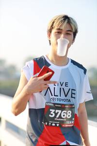 BIB: 3768, 128
                            <button type="button" onclick="openModal(6474872)" class="btn btn-primary btn-sm float-right btn-popup" data-toggle="modal" data-target=".modal-high-quality">
                        <i class="fas fa-shopping-cart"></i> Add to Cart
                    </button>
                                            <button type="button" onclick="isThisMe(6474872, true)" class="btn btn-success btn-sm float-right btn-popup btn-isme hidden" data-toggle="tooltip" data-placement="bottom" title="นี่คือรูปของคุณใช่ไหม คลิกที่นี่เพื่อเอาเข้าอัลบั้ม">
                        <i class="fas fa-plus"></i> Add to album
                    </button>
                    <button type="button" onclick="isThisMe(6474872, false)" class="btn btn-warning btn-sm float-right btn-popup btn-isnotme hidden">
                        <i class="fas fa-ban"></i> Remove from album
                    </button>