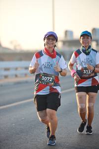 BIB: 3127, 3072
                            <button type="button" onclick="openModal(6473047)" class="btn btn-primary btn-sm float-right btn-popup" data-toggle="modal" data-target=".modal-high-quality">
                        <i class="fas fa-shopping-cart"></i> Add to Cart
                    </button>
                                            <button type="button" onclick="isThisMe(6473047, true)" class="btn btn-success btn-sm float-right btn-popup btn-isme hidden" data-toggle="tooltip" data-placement="bottom" title="นี่คือรูปของคุณใช่ไหม คลิกที่นี่เพื่อเอาเข้าอัลบั้ม">
                        <i class="fas fa-plus"></i> Add to album
                    </button>
                    <button type="button" onclick="isThisMe(6473047, false)" class="btn btn-warning btn-sm float-right btn-popup btn-isnotme hidden">
                        <i class="fas fa-ban"></i> Remove from album
                    </button>