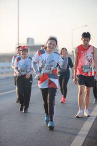 BIB: 972, 7663, 7931
                            <button type="button" onclick="openModal(6473588)" class="btn btn-primary btn-sm float-right btn-popup" data-toggle="modal" data-target=".modal-high-quality">
                        <i class="fas fa-shopping-cart"></i> Add to Cart
                    </button>
                                            <button type="button" onclick="isThisMe(6473588, true)" class="btn btn-success btn-sm float-right btn-popup btn-isme hidden" data-toggle="tooltip" data-placement="bottom" title="นี่คือรูปของคุณใช่ไหม คลิกที่นี่เพื่อเอาเข้าอัลบั้ม">
                        <i class="fas fa-plus"></i> Add to album
                    </button>
                    <button type="button" onclick="isThisMe(6473588, false)" class="btn btn-warning btn-sm float-right btn-popup btn-isnotme hidden">
                        <i class="fas fa-ban"></i> Remove from album
                    </button>