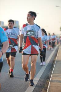 BIB: 3013, 792
                            <button type="button" onclick="openModal(6473223)" class="btn btn-primary btn-sm float-right btn-popup" data-toggle="modal" data-target=".modal-high-quality">
                        <i class="fas fa-shopping-cart"></i> Add to Cart
                    </button>
                                            <button type="button" onclick="isThisMe(6473223, true)" class="btn btn-success btn-sm float-right btn-popup btn-isme hidden" data-toggle="tooltip" data-placement="bottom" title="นี่คือรูปของคุณใช่ไหม คลิกที่นี่เพื่อเอาเข้าอัลบั้ม">
                        <i class="fas fa-plus"></i> Add to album
                    </button>
                    <button type="button" onclick="isThisMe(6473223, false)" class="btn btn-warning btn-sm float-right btn-popup btn-isnotme hidden">
                        <i class="fas fa-ban"></i> Remove from album
                    </button>