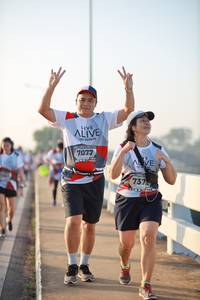 BIB: 7077, 737
                            <button type="button" onclick="openModal(6474265)" class="btn btn-primary btn-sm float-right btn-popup" data-toggle="modal" data-target=".modal-high-quality">
                        <i class="fas fa-shopping-cart"></i> Add to Cart
                    </button>
                                            <button type="button" onclick="isThisMe(6474265, true)" class="btn btn-success btn-sm float-right btn-popup btn-isme hidden" data-toggle="tooltip" data-placement="bottom" title="นี่คือรูปของคุณใช่ไหม คลิกที่นี่เพื่อเอาเข้าอัลบั้ม">
                        <i class="fas fa-plus"></i> Add to album
                    </button>
                    <button type="button" onclick="isThisMe(6474265, false)" class="btn btn-warning btn-sm float-right btn-popup btn-isnotme hidden">
                        <i class="fas fa-ban"></i> Remove from album
                    </button>