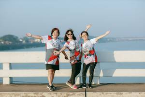 BIB: 737, 7501
                            <button type="button" onclick="openModal(6475063)" class="btn btn-primary btn-sm float-right btn-popup" data-toggle="modal" data-target=".modal-high-quality">
                        <i class="fas fa-shopping-cart"></i> Add to Cart
                    </button>
                                            <button type="button" onclick="isThisMe(6475063, true)" class="btn btn-success btn-sm float-right btn-popup btn-isme hidden" data-toggle="tooltip" data-placement="bottom" title="นี่คือรูปของคุณใช่ไหม คลิกที่นี่เพื่อเอาเข้าอัลบั้ม">
                        <i class="fas fa-plus"></i> Add to album
                    </button>
                    <button type="button" onclick="isThisMe(6475063, false)" class="btn btn-warning btn-sm float-right btn-popup btn-isnotme hidden">
                        <i class="fas fa-ban"></i> Remove from album
                    </button>