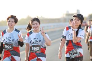 BIB: 3902, 3903, 128, 7305
                            <button type="button" onclick="openModal(6474142)" class="btn btn-primary btn-sm float-right btn-popup" data-toggle="modal" data-target=".modal-high-quality">
                        <i class="fas fa-shopping-cart"></i> Add to Cart
                    </button>
                                            <button type="button" onclick="isThisMe(6474142, true)" class="btn btn-success btn-sm float-right btn-popup btn-isme hidden" data-toggle="tooltip" data-placement="bottom" title="นี่คือรูปของคุณใช่ไหม คลิกที่นี่เพื่อเอาเข้าอัลบั้ม">
                        <i class="fas fa-plus"></i> Add to album
                    </button>
                    <button type="button" onclick="isThisMe(6474142, false)" class="btn btn-warning btn-sm float-right btn-popup btn-isnotme hidden">
                        <i class="fas fa-ban"></i> Remove from album
                    </button>