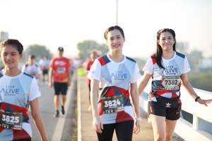 BIB: 7382, 3824, 3825
                            <button type="button" onclick="openModal(6474308)" class="btn btn-primary btn-sm float-right btn-popup" data-toggle="modal" data-target=".modal-high-quality">
                        <i class="fas fa-shopping-cart"></i> Add to Cart
                    </button>
                                            <button type="button" onclick="isThisMe(6474308, true)" class="btn btn-success btn-sm float-right btn-popup btn-isme hidden" data-toggle="tooltip" data-placement="bottom" title="นี่คือรูปของคุณใช่ไหม คลิกที่นี่เพื่อเอาเข้าอัลบั้ม">
                        <i class="fas fa-plus"></i> Add to album
                    </button>
                    <button type="button" onclick="isThisMe(6474308, false)" class="btn btn-warning btn-sm float-right btn-popup btn-isnotme hidden">
                        <i class="fas fa-ban"></i> Remove from album
                    </button>