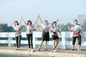 BIB: 7516, 7988, 7517, 6213
                            <button type="button" onclick="openModal(6475029)" class="btn btn-primary btn-sm float-right btn-popup" data-toggle="modal" data-target=".modal-high-quality">
                        <i class="fas fa-shopping-cart"></i> Add to Cart
                    </button>
                                            <button type="button" onclick="isThisMe(6475029, true)" class="btn btn-success btn-sm float-right btn-popup btn-isme hidden" data-toggle="tooltip" data-placement="bottom" title="นี่คือรูปของคุณใช่ไหม คลิกที่นี่เพื่อเอาเข้าอัลบั้ม">
                        <i class="fas fa-plus"></i> Add to album
                    </button>
                    <button type="button" onclick="isThisMe(6475029, false)" class="btn btn-warning btn-sm float-right btn-popup btn-isnotme hidden">
                        <i class="fas fa-ban"></i> Remove from album
                    </button>