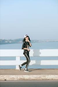 BIB: 
                            <button type="button" onclick="openModal(6475000)" class="btn btn-primary btn-sm float-right btn-popup" data-toggle="modal" data-target=".modal-high-quality">
                        <i class="fas fa-shopping-cart"></i> Add to Cart
                    </button>
                                            <button type="button" onclick="isThisMe(6475000, true)" class="btn btn-success btn-sm float-right btn-popup btn-isme hidden" data-toggle="tooltip" data-placement="bottom" title="นี่คือรูปของคุณใช่ไหม คลิกที่นี่เพื่อเอาเข้าอัลบั้ม">
                        <i class="fas fa-plus"></i> Add to album
                    </button>
                    <button type="button" onclick="isThisMe(6475000, false)" class="btn btn-warning btn-sm float-right btn-popup btn-isnotme hidden">
                        <i class="fas fa-ban"></i> Remove from album
                    </button>