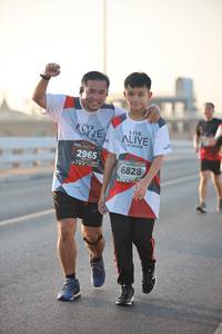 BIB: 2965, 6828
                            <button type="button" onclick="openModal(6473424)" class="btn btn-primary btn-sm float-right btn-popup" data-toggle="modal" data-target=".modal-high-quality">
                        <i class="fas fa-shopping-cart"></i> Add to Cart
                    </button>
                                            <button type="button" onclick="isThisMe(6473424, true)" class="btn btn-success btn-sm float-right btn-popup btn-isme hidden" data-toggle="tooltip" data-placement="bottom" title="นี่คือรูปของคุณใช่ไหม คลิกที่นี่เพื่อเอาเข้าอัลบั้ม">
                        <i class="fas fa-plus"></i> Add to album
                    </button>
                    <button type="button" onclick="isThisMe(6473424, false)" class="btn btn-warning btn-sm float-right btn-popup btn-isnotme hidden">
                        <i class="fas fa-ban"></i> Remove from album
                    </button>