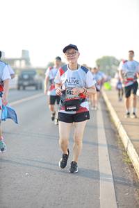 BIB: 632
                            <button type="button" onclick="openModal(6474255)" class="btn btn-primary btn-sm float-right btn-popup" data-toggle="modal" data-target=".modal-high-quality">
                        <i class="fas fa-shopping-cart"></i> Add to Cart
                    </button>
                                            <button type="button" onclick="isThisMe(6474255, true)" class="btn btn-success btn-sm float-right btn-popup btn-isme hidden" data-toggle="tooltip" data-placement="bottom" title="นี่คือรูปของคุณใช่ไหม คลิกที่นี่เพื่อเอาเข้าอัลบั้ม">
                        <i class="fas fa-plus"></i> Add to album
                    </button>
                    <button type="button" onclick="isThisMe(6474255, false)" class="btn btn-warning btn-sm float-right btn-popup btn-isnotme hidden">
                        <i class="fas fa-ban"></i> Remove from album
                    </button>