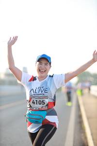 BIB: 4105
                            <button type="button" onclick="openModal(6474645)" class="btn btn-primary btn-sm float-right btn-popup" data-toggle="modal" data-target=".modal-high-quality">
                        <i class="fas fa-shopping-cart"></i> Add to Cart
                    </button>
                                            <button type="button" onclick="isThisMe(6474645, true)" class="btn btn-success btn-sm float-right btn-popup btn-isme hidden" data-toggle="tooltip" data-placement="bottom" title="นี่คือรูปของคุณใช่ไหม คลิกที่นี่เพื่อเอาเข้าอัลบั้ม">
                        <i class="fas fa-plus"></i> Add to album
                    </button>
                    <button type="button" onclick="isThisMe(6474645, false)" class="btn btn-warning btn-sm float-right btn-popup btn-isnotme hidden">
                        <i class="fas fa-ban"></i> Remove from album
                    </button>