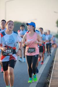 BIB: 3151, 372
                            <button type="button" onclick="openModal(6472571)" class="btn btn-primary btn-sm float-right btn-popup" data-toggle="modal" data-target=".modal-high-quality">
                        <i class="fas fa-shopping-cart"></i> Add to Cart
                    </button>
                                            <button type="button" onclick="isThisMe(6472571, true)" class="btn btn-success btn-sm float-right btn-popup btn-isme hidden" data-toggle="tooltip" data-placement="bottom" title="นี่คือรูปของคุณใช่ไหม คลิกที่นี่เพื่อเอาเข้าอัลบั้ม">
                        <i class="fas fa-plus"></i> Add to album
                    </button>
                    <button type="button" onclick="isThisMe(6472571, false)" class="btn btn-warning btn-sm float-right btn-popup btn-isnotme hidden">
                        <i class="fas fa-ban"></i> Remove from album
                    </button>