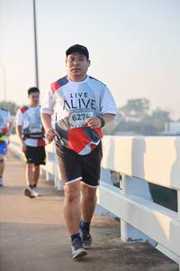 BIB: 6274
                            <button type="button" onclick="openModal(6473355)" class="btn btn-primary btn-sm float-right btn-popup" data-toggle="modal" data-target=".modal-high-quality">
                        <i class="fas fa-shopping-cart"></i> Add to Cart
                    </button>
                                            <button type="button" onclick="isThisMe(6473355, true)" class="btn btn-success btn-sm float-right btn-popup btn-isme hidden" data-toggle="tooltip" data-placement="bottom" title="นี่คือรูปของคุณใช่ไหม คลิกที่นี่เพื่อเอาเข้าอัลบั้ม">
                        <i class="fas fa-plus"></i> Add to album
                    </button>
                    <button type="button" onclick="isThisMe(6473355, false)" class="btn btn-warning btn-sm float-right btn-popup btn-isnotme hidden">
                        <i class="fas fa-ban"></i> Remove from album
                    </button>