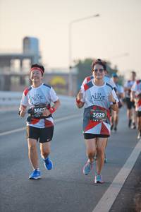 BIB: 3607, 3629
                            <button type="button" onclick="openModal(6473037)" class="btn btn-primary btn-sm float-right btn-popup" data-toggle="modal" data-target=".modal-high-quality">
                        <i class="fas fa-shopping-cart"></i> Add to Cart
                    </button>
                                            <button type="button" onclick="isThisMe(6473037, true)" class="btn btn-success btn-sm float-right btn-popup btn-isme hidden" data-toggle="tooltip" data-placement="bottom" title="นี่คือรูปของคุณใช่ไหม คลิกที่นี่เพื่อเอาเข้าอัลบั้ม">
                        <i class="fas fa-plus"></i> Add to album
                    </button>
                    <button type="button" onclick="isThisMe(6473037, false)" class="btn btn-warning btn-sm float-right btn-popup btn-isnotme hidden">
                        <i class="fas fa-ban"></i> Remove from album
                    </button>