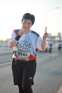 BIB: 6164
                            <button type="button" onclick="openModal(6473927)" class="btn btn-primary btn-sm float-right btn-popup" data-toggle="modal" data-target=".modal-high-quality">
                        <i class="fas fa-shopping-cart"></i> Add to Cart
                    </button>
                                            <button type="button" onclick="isThisMe(6473927, true)" class="btn btn-success btn-sm float-right btn-popup btn-isme hidden" data-toggle="tooltip" data-placement="bottom" title="นี่คือรูปของคุณใช่ไหม คลิกที่นี่เพื่อเอาเข้าอัลบั้ม">
                        <i class="fas fa-plus"></i> Add to album
                    </button>
                    <button type="button" onclick="isThisMe(6473927, false)" class="btn btn-warning btn-sm float-right btn-popup btn-isnotme hidden">
                        <i class="fas fa-ban"></i> Remove from album
                    </button>