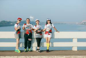 BIB: 6247, 7899
                            <button type="button" onclick="openModal(6475068)" class="btn btn-primary btn-sm float-right btn-popup" data-toggle="modal" data-target=".modal-high-quality">
                        <i class="fas fa-shopping-cart"></i> Add to Cart
                    </button>
                                            <button type="button" onclick="isThisMe(6475068, true)" class="btn btn-success btn-sm float-right btn-popup btn-isme hidden" data-toggle="tooltip" data-placement="bottom" title="นี่คือรูปของคุณใช่ไหม คลิกที่นี่เพื่อเอาเข้าอัลบั้ม">
                        <i class="fas fa-plus"></i> Add to album
                    </button>
                    <button type="button" onclick="isThisMe(6475068, false)" class="btn btn-warning btn-sm float-right btn-popup btn-isnotme hidden">
                        <i class="fas fa-ban"></i> Remove from album
                    </button>