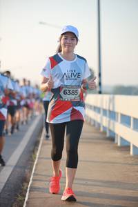 BIB: 6385
                            <button type="button" onclick="openModal(6473268)" class="btn btn-primary btn-sm float-right btn-popup" data-toggle="modal" data-target=".modal-high-quality">
                        <i class="fas fa-shopping-cart"></i> Add to Cart
                    </button>
                                            <button type="button" onclick="isThisMe(6473268, true)" class="btn btn-success btn-sm float-right btn-popup btn-isme hidden" data-toggle="tooltip" data-placement="bottom" title="นี่คือรูปของคุณใช่ไหม คลิกที่นี่เพื่อเอาเข้าอัลบั้ม">
                        <i class="fas fa-plus"></i> Add to album
                    </button>
                    <button type="button" onclick="isThisMe(6473268, false)" class="btn btn-warning btn-sm float-right btn-popup btn-isnotme hidden">
                        <i class="fas fa-ban"></i> Remove from album
                    </button>