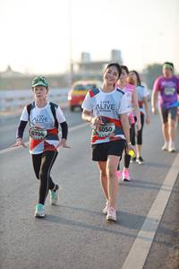 BIB: 6050, 6704
                            <button type="button" onclick="openModal(6474045)" class="btn btn-primary btn-sm float-right btn-popup" data-toggle="modal" data-target=".modal-high-quality">
                        <i class="fas fa-shopping-cart"></i> Add to Cart
                    </button>
                                            <button type="button" onclick="isThisMe(6474045, true)" class="btn btn-success btn-sm float-right btn-popup btn-isme hidden" data-toggle="tooltip" data-placement="bottom" title="นี่คือรูปของคุณใช่ไหม คลิกที่นี่เพื่อเอาเข้าอัลบั้ม">
                        <i class="fas fa-plus"></i> Add to album
                    </button>
                    <button type="button" onclick="isThisMe(6474045, false)" class="btn btn-warning btn-sm float-right btn-popup btn-isnotme hidden">
                        <i class="fas fa-ban"></i> Remove from album
                    </button>