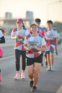 BIB: 095, 7837
                            <button type="button" onclick="openModal(6473210)" class="btn btn-primary btn-sm float-right btn-popup" data-toggle="modal" data-target=".modal-high-quality">
                        <i class="fas fa-shopping-cart"></i> Add to Cart
                    </button>
                                            <button type="button" onclick="isThisMe(6473210, true)" class="btn btn-success btn-sm float-right btn-popup btn-isme hidden" data-toggle="tooltip" data-placement="bottom" title="นี่คือรูปของคุณใช่ไหม คลิกที่นี่เพื่อเอาเข้าอัลบั้ม">
                        <i class="fas fa-plus"></i> Add to album
                    </button>
                    <button type="button" onclick="isThisMe(6473210, false)" class="btn btn-warning btn-sm float-right btn-popup btn-isnotme hidden">
                        <i class="fas fa-ban"></i> Remove from album
                    </button>