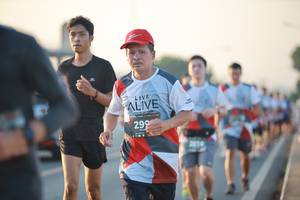 BIB: 299, 210
                            <button type="button" onclick="openModal(6472778)" class="btn btn-primary btn-sm float-right btn-popup" data-toggle="modal" data-target=".modal-high-quality">
                        <i class="fas fa-shopping-cart"></i> Add to Cart
                    </button>
                                            <button type="button" onclick="isThisMe(6472778, true)" class="btn btn-success btn-sm float-right btn-popup btn-isme hidden" data-toggle="tooltip" data-placement="bottom" title="นี่คือรูปของคุณใช่ไหม คลิกที่นี่เพื่อเอาเข้าอัลบั้ม">
                        <i class="fas fa-plus"></i> Add to album
                    </button>
                    <button type="button" onclick="isThisMe(6472778, false)" class="btn btn-warning btn-sm float-right btn-popup btn-isnotme hidden">
                        <i class="fas fa-ban"></i> Remove from album
                    </button>