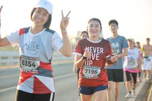 BIB: 6354, 7196
                            <button type="button" onclick="openModal(6473863)" class="btn btn-primary btn-sm float-right btn-popup" data-toggle="modal" data-target=".modal-high-quality">
                        <i class="fas fa-shopping-cart"></i> Add to Cart
                    </button>
                                            <button type="button" onclick="isThisMe(6473863, true)" class="btn btn-success btn-sm float-right btn-popup btn-isme hidden" data-toggle="tooltip" data-placement="bottom" title="นี่คือรูปของคุณใช่ไหม คลิกที่นี่เพื่อเอาเข้าอัลบั้ม">
                        <i class="fas fa-plus"></i> Add to album
                    </button>
                    <button type="button" onclick="isThisMe(6473863, false)" class="btn btn-warning btn-sm float-right btn-popup btn-isnotme hidden">
                        <i class="fas fa-ban"></i> Remove from album
                    </button>