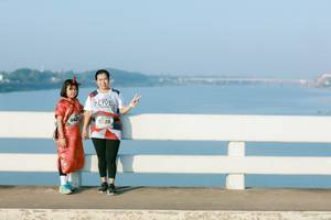 BIB: 643, 526
                            <button type="button" onclick="openModal(6475190)" class="btn btn-primary btn-sm float-right btn-popup" data-toggle="modal" data-target=".modal-high-quality">
                        <i class="fas fa-shopping-cart"></i> Add to Cart
                    </button>
                                            <button type="button" onclick="isThisMe(6475190, true)" class="btn btn-success btn-sm float-right btn-popup btn-isme hidden" data-toggle="tooltip" data-placement="bottom" title="นี่คือรูปของคุณใช่ไหม คลิกที่นี่เพื่อเอาเข้าอัลบั้ม">
                        <i class="fas fa-plus"></i> Add to album
                    </button>
                    <button type="button" onclick="isThisMe(6475190, false)" class="btn btn-warning btn-sm float-right btn-popup btn-isnotme hidden">
                        <i class="fas fa-ban"></i> Remove from album
                    </button>