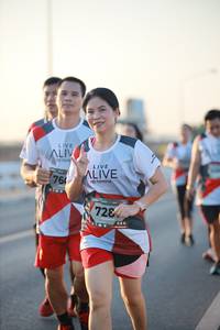 BIB: 728
                            <button type="button" onclick="openModal(6472883)" class="btn btn-primary btn-sm float-right btn-popup" data-toggle="modal" data-target=".modal-high-quality">
                        <i class="fas fa-shopping-cart"></i> Add to Cart
                    </button>
                                            <button type="button" onclick="isThisMe(6472883, true)" class="btn btn-success btn-sm float-right btn-popup btn-isme hidden" data-toggle="tooltip" data-placement="bottom" title="นี่คือรูปของคุณใช่ไหม คลิกที่นี่เพื่อเอาเข้าอัลบั้ม">
                        <i class="fas fa-plus"></i> Add to album
                    </button>
                    <button type="button" onclick="isThisMe(6472883, false)" class="btn btn-warning btn-sm float-right btn-popup btn-isnotme hidden">
                        <i class="fas fa-ban"></i> Remove from album
                    </button>