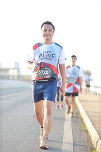 BIB: 3720
                            <button type="button" onclick="openModal(6474279)" class="btn btn-primary btn-sm float-right btn-popup" data-toggle="modal" data-target=".modal-high-quality">
                        <i class="fas fa-shopping-cart"></i> Add to Cart
                    </button>
                                            <button type="button" onclick="isThisMe(6474279, true)" class="btn btn-success btn-sm float-right btn-popup btn-isme hidden" data-toggle="tooltip" data-placement="bottom" title="นี่คือรูปของคุณใช่ไหม คลิกที่นี่เพื่อเอาเข้าอัลบั้ม">
                        <i class="fas fa-plus"></i> Add to album
                    </button>
                    <button type="button" onclick="isThisMe(6474279, false)" class="btn btn-warning btn-sm float-right btn-popup btn-isnotme hidden">
                        <i class="fas fa-ban"></i> Remove from album
                    </button>