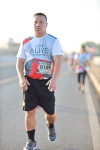 BIB: 6198
                            <button type="button" onclick="openModal(6474327)" class="btn btn-primary btn-sm float-right btn-popup" data-toggle="modal" data-target=".modal-high-quality">
                        <i class="fas fa-shopping-cart"></i> Add to Cart
                    </button>
                                            <button type="button" onclick="isThisMe(6474327, true)" class="btn btn-success btn-sm float-right btn-popup btn-isme hidden" data-toggle="tooltip" data-placement="bottom" title="นี่คือรูปของคุณใช่ไหม คลิกที่นี่เพื่อเอาเข้าอัลบั้ม">
                        <i class="fas fa-plus"></i> Add to album
                    </button>
                    <button type="button" onclick="isThisMe(6474327, false)" class="btn btn-warning btn-sm float-right btn-popup btn-isnotme hidden">
                        <i class="fas fa-ban"></i> Remove from album
                    </button>