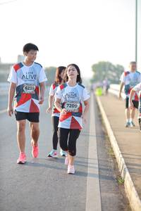 BIB: 6239, 7209
                            <button type="button" onclick="openModal(6474522)" class="btn btn-primary btn-sm float-right btn-popup" data-toggle="modal" data-target=".modal-high-quality">
                        <i class="fas fa-shopping-cart"></i> Add to Cart
                    </button>
                                            <button type="button" onclick="isThisMe(6474522, true)" class="btn btn-success btn-sm float-right btn-popup btn-isme hidden" data-toggle="tooltip" data-placement="bottom" title="นี่คือรูปของคุณใช่ไหม คลิกที่นี่เพื่อเอาเข้าอัลบั้ม">
                        <i class="fas fa-plus"></i> Add to album
                    </button>
                    <button type="button" onclick="isThisMe(6474522, false)" class="btn btn-warning btn-sm float-right btn-popup btn-isnotme hidden">
                        <i class="fas fa-ban"></i> Remove from album
                    </button>