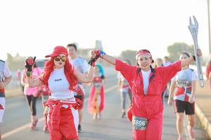 BIB: 3806
                            <button type="button" onclick="openModal(6474462)" class="btn btn-primary btn-sm float-right btn-popup" data-toggle="modal" data-target=".modal-high-quality">
                        <i class="fas fa-shopping-cart"></i> Add to Cart
                    </button>
                                            <button type="button" onclick="isThisMe(6474462, true)" class="btn btn-success btn-sm float-right btn-popup btn-isme hidden" data-toggle="tooltip" data-placement="bottom" title="นี่คือรูปของคุณใช่ไหม คลิกที่นี่เพื่อเอาเข้าอัลบั้ม">
                        <i class="fas fa-plus"></i> Add to album
                    </button>
                    <button type="button" onclick="isThisMe(6474462, false)" class="btn btn-warning btn-sm float-right btn-popup btn-isnotme hidden">
                        <i class="fas fa-ban"></i> Remove from album
                    </button>