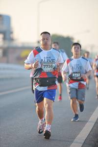 BIB: 7736, 3732
                            <button type="button" onclick="openModal(6473152)" class="btn btn-primary btn-sm float-right btn-popup" data-toggle="modal" data-target=".modal-high-quality">
                        <i class="fas fa-shopping-cart"></i> Add to Cart
                    </button>
                                            <button type="button" onclick="isThisMe(6473152, true)" class="btn btn-success btn-sm float-right btn-popup btn-isme hidden" data-toggle="tooltip" data-placement="bottom" title="นี่คือรูปของคุณใช่ไหม คลิกที่นี่เพื่อเอาเข้าอัลบั้ม">
                        <i class="fas fa-plus"></i> Add to album
                    </button>
                    <button type="button" onclick="isThisMe(6473152, false)" class="btn btn-warning btn-sm float-right btn-popup btn-isnotme hidden">
                        <i class="fas fa-ban"></i> Remove from album
                    </button>