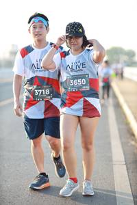 BIB: 3650, 3718, 128
                            <button type="button" onclick="openModal(6474499)" class="btn btn-primary btn-sm float-right btn-popup" data-toggle="modal" data-target=".modal-high-quality">
                        <i class="fas fa-shopping-cart"></i> Add to Cart
                    </button>
                                            <button type="button" onclick="isThisMe(6474499, true)" class="btn btn-success btn-sm float-right btn-popup btn-isme hidden" data-toggle="tooltip" data-placement="bottom" title="นี่คือรูปของคุณใช่ไหม คลิกที่นี่เพื่อเอาเข้าอัลบั้ม">
                        <i class="fas fa-plus"></i> Add to album
                    </button>
                    <button type="button" onclick="isThisMe(6474499, false)" class="btn btn-warning btn-sm float-right btn-popup btn-isnotme hidden">
                        <i class="fas fa-ban"></i> Remove from album
                    </button>