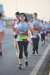 BIB: 7316
                            <button type="button" onclick="openModal(6473546)" class="btn btn-primary btn-sm float-right btn-popup" data-toggle="modal" data-target=".modal-high-quality">
                        <i class="fas fa-shopping-cart"></i> Add to Cart
                    </button>
                                            <button type="button" onclick="isThisMe(6473546, true)" class="btn btn-success btn-sm float-right btn-popup btn-isme hidden" data-toggle="tooltip" data-placement="bottom" title="นี่คือรูปของคุณใช่ไหม คลิกที่นี่เพื่อเอาเข้าอัลบั้ม">
                        <i class="fas fa-plus"></i> Add to album
                    </button>
                    <button type="button" onclick="isThisMe(6473546, false)" class="btn btn-warning btn-sm float-right btn-popup btn-isnotme hidden">
                        <i class="fas fa-ban"></i> Remove from album
                    </button>