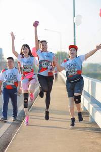 BIB: 7197, 6689, 6486, 7115
                            <button type="button" onclick="openModal(6474928)" class="btn btn-primary btn-sm float-right btn-popup" data-toggle="modal" data-target=".modal-high-quality">
                        <i class="fas fa-shopping-cart"></i> Add to Cart
                    </button>
                                            <button type="button" onclick="isThisMe(6474928, true)" class="btn btn-success btn-sm float-right btn-popup btn-isme hidden" data-toggle="tooltip" data-placement="bottom" title="นี่คือรูปของคุณใช่ไหม คลิกที่นี่เพื่อเอาเข้าอัลบั้ม">
                        <i class="fas fa-plus"></i> Add to album
                    </button>
                    <button type="button" onclick="isThisMe(6474928, false)" class="btn btn-warning btn-sm float-right btn-popup btn-isnotme hidden">
                        <i class="fas fa-ban"></i> Remove from album
                    </button>