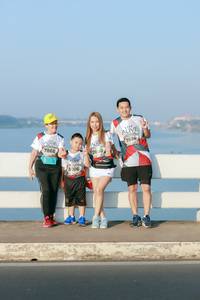 BIB: 7868, 7694, 8006
                            <button type="button" onclick="openModal(6475827)" class="btn btn-primary btn-sm float-right btn-popup" data-toggle="modal" data-target=".modal-high-quality">
                        <i class="fas fa-shopping-cart"></i> Add to Cart
                    </button>
                                            <button type="button" onclick="isThisMe(6475827, true)" class="btn btn-success btn-sm float-right btn-popup btn-isme hidden" data-toggle="tooltip" data-placement="bottom" title="นี่คือรูปของคุณใช่ไหม คลิกที่นี่เพื่อเอาเข้าอัลบั้ม">
                        <i class="fas fa-plus"></i> Add to album
                    </button>
                    <button type="button" onclick="isThisMe(6475827, false)" class="btn btn-warning btn-sm float-right btn-popup btn-isnotme hidden">
                        <i class="fas fa-ban"></i> Remove from album
                    </button>