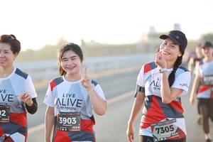 BIB: 3903, 120, 128, 7305
                            <button type="button" onclick="openModal(6474146)" class="btn btn-primary btn-sm float-right btn-popup" data-toggle="modal" data-target=".modal-high-quality">
                        <i class="fas fa-shopping-cart"></i> Add to Cart
                    </button>
                                            <button type="button" onclick="isThisMe(6474146, true)" class="btn btn-success btn-sm float-right btn-popup btn-isme hidden" data-toggle="tooltip" data-placement="bottom" title="นี่คือรูปของคุณใช่ไหม คลิกที่นี่เพื่อเอาเข้าอัลบั้ม">
                        <i class="fas fa-plus"></i> Add to album
                    </button>
                    <button type="button" onclick="isThisMe(6474146, false)" class="btn btn-warning btn-sm float-right btn-popup btn-isnotme hidden">
                        <i class="fas fa-ban"></i> Remove from album
                    </button>