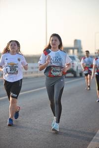 BIB: 6040, 273
                            <button type="button" onclick="openModal(6473571)" class="btn btn-primary btn-sm float-right btn-popup" data-toggle="modal" data-target=".modal-high-quality">
                        <i class="fas fa-shopping-cart"></i> Add to Cart
                    </button>
                                            <button type="button" onclick="isThisMe(6473571, true)" class="btn btn-success btn-sm float-right btn-popup btn-isme hidden" data-toggle="tooltip" data-placement="bottom" title="นี่คือรูปของคุณใช่ไหม คลิกที่นี่เพื่อเอาเข้าอัลบั้ม">
                        <i class="fas fa-plus"></i> Add to album
                    </button>
                    <button type="button" onclick="isThisMe(6473571, false)" class="btn btn-warning btn-sm float-right btn-popup btn-isnotme hidden">
                        <i class="fas fa-ban"></i> Remove from album
                    </button>