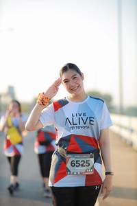 BIB: 6525
                            <button type="button" onclick="openModal(6474084)" class="btn btn-primary btn-sm float-right btn-popup" data-toggle="modal" data-target=".modal-high-quality">
                        <i class="fas fa-shopping-cart"></i> Add to Cart
                    </button>
                                            <button type="button" onclick="isThisMe(6474084, true)" class="btn btn-success btn-sm float-right btn-popup btn-isme hidden" data-toggle="tooltip" data-placement="bottom" title="นี่คือรูปของคุณใช่ไหม คลิกที่นี่เพื่อเอาเข้าอัลบั้ม">
                        <i class="fas fa-plus"></i> Add to album
                    </button>
                    <button type="button" onclick="isThisMe(6474084, false)" class="btn btn-warning btn-sm float-right btn-popup btn-isnotme hidden">
                        <i class="fas fa-ban"></i> Remove from album
                    </button>