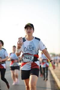 BIB: 7442
                            <button type="button" onclick="openModal(6474292)" class="btn btn-primary btn-sm float-right btn-popup" data-toggle="modal" data-target=".modal-high-quality">
                        <i class="fas fa-shopping-cart"></i> Add to Cart
                    </button>
                                            <button type="button" onclick="isThisMe(6474292, true)" class="btn btn-success btn-sm float-right btn-popup btn-isme hidden" data-toggle="tooltip" data-placement="bottom" title="นี่คือรูปของคุณใช่ไหม คลิกที่นี่เพื่อเอาเข้าอัลบั้ม">
                        <i class="fas fa-plus"></i> Add to album
                    </button>
                    <button type="button" onclick="isThisMe(6474292, false)" class="btn btn-warning btn-sm float-right btn-popup btn-isnotme hidden">
                        <i class="fas fa-ban"></i> Remove from album
                    </button>