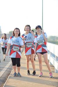 BIB: 6700, 7505, 7506
                            <button type="button" onclick="openModal(6474754)" class="btn btn-primary btn-sm float-right btn-popup" data-toggle="modal" data-target=".modal-high-quality">
                        <i class="fas fa-shopping-cart"></i> Add to Cart
                    </button>
                                            <button type="button" onclick="isThisMe(6474754, true)" class="btn btn-success btn-sm float-right btn-popup btn-isme hidden" data-toggle="tooltip" data-placement="bottom" title="นี่คือรูปของคุณใช่ไหม คลิกที่นี่เพื่อเอาเข้าอัลบั้ม">
                        <i class="fas fa-plus"></i> Add to album
                    </button>
                    <button type="button" onclick="isThisMe(6474754, false)" class="btn btn-warning btn-sm float-right btn-popup btn-isnotme hidden">
                        <i class="fas fa-ban"></i> Remove from album
                    </button>