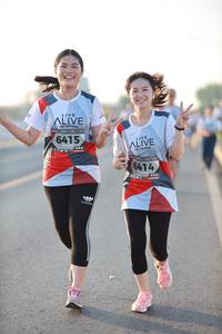 BIB: 6415, 6414
                            <button type="button" onclick="openModal(6474243)" class="btn btn-primary btn-sm float-right btn-popup" data-toggle="modal" data-target=".modal-high-quality">
                        <i class="fas fa-shopping-cart"></i> Add to Cart
                    </button>
                                            <button type="button" onclick="isThisMe(6474243, true)" class="btn btn-success btn-sm float-right btn-popup btn-isme hidden" data-toggle="tooltip" data-placement="bottom" title="นี่คือรูปของคุณใช่ไหม คลิกที่นี่เพื่อเอาเข้าอัลบั้ม">
                        <i class="fas fa-plus"></i> Add to album
                    </button>
                    <button type="button" onclick="isThisMe(6474243, false)" class="btn btn-warning btn-sm float-right btn-popup btn-isnotme hidden">
                        <i class="fas fa-ban"></i> Remove from album
                    </button>