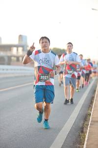 BIB: 2021
                            <button type="button" onclick="openModal(6472673)" class="btn btn-primary btn-sm float-right btn-popup" data-toggle="modal" data-target=".modal-high-quality">
                        <i class="fas fa-shopping-cart"></i> Add to Cart
                    </button>
                                            <button type="button" onclick="isThisMe(6472673, true)" class="btn btn-success btn-sm float-right btn-popup btn-isme hidden" data-toggle="tooltip" data-placement="bottom" title="นี่คือรูปของคุณใช่ไหม คลิกที่นี่เพื่อเอาเข้าอัลบั้ม">
                        <i class="fas fa-plus"></i> Add to album
                    </button>
                    <button type="button" onclick="isThisMe(6472673, false)" class="btn btn-warning btn-sm float-right btn-popup btn-isnotme hidden">
                        <i class="fas fa-ban"></i> Remove from album
                    </button>