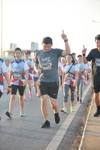 BIB: 6407, 2155, 7828
                            <button type="button" onclick="openModal(6473254)" class="btn btn-primary btn-sm float-right btn-popup" data-toggle="modal" data-target=".modal-high-quality">
                        <i class="fas fa-shopping-cart"></i> Add to Cart
                    </button>
                                            <button type="button" onclick="isThisMe(6473254, true)" class="btn btn-success btn-sm float-right btn-popup btn-isme hidden" data-toggle="tooltip" data-placement="bottom" title="นี่คือรูปของคุณใช่ไหม คลิกที่นี่เพื่อเอาเข้าอัลบั้ม">
                        <i class="fas fa-plus"></i> Add to album
                    </button>
                    <button type="button" onclick="isThisMe(6473254, false)" class="btn btn-warning btn-sm float-right btn-popup btn-isnotme hidden">
                        <i class="fas fa-ban"></i> Remove from album
                    </button>