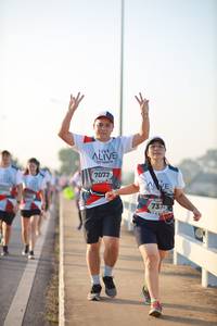 BIB: 7077, 7375
                            <button type="button" onclick="openModal(6474263)" class="btn btn-primary btn-sm float-right btn-popup" data-toggle="modal" data-target=".modal-high-quality">
                        <i class="fas fa-shopping-cart"></i> Add to Cart
                    </button>
                                            <button type="button" onclick="isThisMe(6474263, true)" class="btn btn-success btn-sm float-right btn-popup btn-isme hidden" data-toggle="tooltip" data-placement="bottom" title="นี่คือรูปของคุณใช่ไหม คลิกที่นี่เพื่อเอาเข้าอัลบั้ม">
                        <i class="fas fa-plus"></i> Add to album
                    </button>
                    <button type="button" onclick="isThisMe(6474263, false)" class="btn btn-warning btn-sm float-right btn-popup btn-isnotme hidden">
                        <i class="fas fa-ban"></i> Remove from album
                    </button>