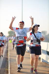 BIB: 7077, 737
                            <button type="button" onclick="openModal(6474266)" class="btn btn-primary btn-sm float-right btn-popup" data-toggle="modal" data-target=".modal-high-quality">
                        <i class="fas fa-shopping-cart"></i> Add to Cart
                    </button>
                                            <button type="button" onclick="isThisMe(6474266, true)" class="btn btn-success btn-sm float-right btn-popup btn-isme hidden" data-toggle="tooltip" data-placement="bottom" title="นี่คือรูปของคุณใช่ไหม คลิกที่นี่เพื่อเอาเข้าอัลบั้ม">
                        <i class="fas fa-plus"></i> Add to album
                    </button>
                    <button type="button" onclick="isThisMe(6474266, false)" class="btn btn-warning btn-sm float-right btn-popup btn-isnotme hidden">
                        <i class="fas fa-ban"></i> Remove from album
                    </button>