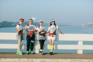 BIB: 6247, 7899
                            <button type="button" onclick="openModal(6475066)" class="btn btn-primary btn-sm float-right btn-popup" data-toggle="modal" data-target=".modal-high-quality">
                        <i class="fas fa-shopping-cart"></i> Add to Cart
                    </button>
                                            <button type="button" onclick="isThisMe(6475066, true)" class="btn btn-success btn-sm float-right btn-popup btn-isme hidden" data-toggle="tooltip" data-placement="bottom" title="นี่คือรูปของคุณใช่ไหม คลิกที่นี่เพื่อเอาเข้าอัลบั้ม">
                        <i class="fas fa-plus"></i> Add to album
                    </button>
                    <button type="button" onclick="isThisMe(6475066, false)" class="btn btn-warning btn-sm float-right btn-popup btn-isnotme hidden">
                        <i class="fas fa-ban"></i> Remove from album
                    </button>