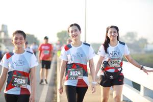 BIB: 7382, 3824, 3825
                            <button type="button" onclick="openModal(6474306)" class="btn btn-primary btn-sm float-right btn-popup" data-toggle="modal" data-target=".modal-high-quality">
                        <i class="fas fa-shopping-cart"></i> Add to Cart
                    </button>
                                            <button type="button" onclick="isThisMe(6474306, true)" class="btn btn-success btn-sm float-right btn-popup btn-isme hidden" data-toggle="tooltip" data-placement="bottom" title="นี่คือรูปของคุณใช่ไหม คลิกที่นี่เพื่อเอาเข้าอัลบั้ม">
                        <i class="fas fa-plus"></i> Add to album
                    </button>
                    <button type="button" onclick="isThisMe(6474306, false)" class="btn btn-warning btn-sm float-right btn-popup btn-isnotme hidden">
                        <i class="fas fa-ban"></i> Remove from album
                    </button>